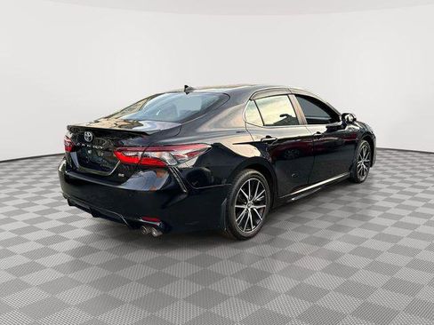 Used 2024 Toyota Camry SE w/ Cold Weather Package image 3