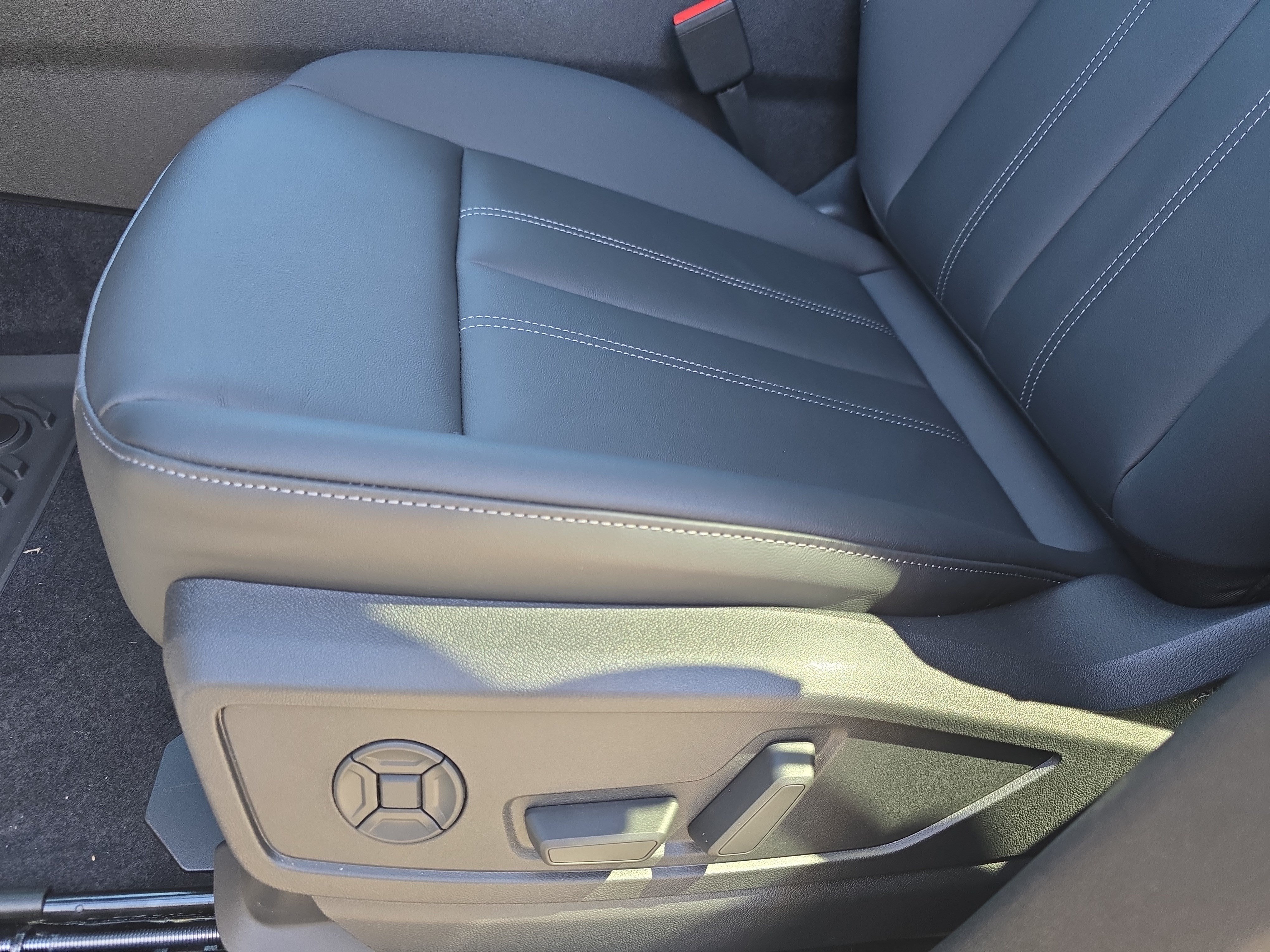 New 2026 Audi Q5 Premium AWD/4WD image 28