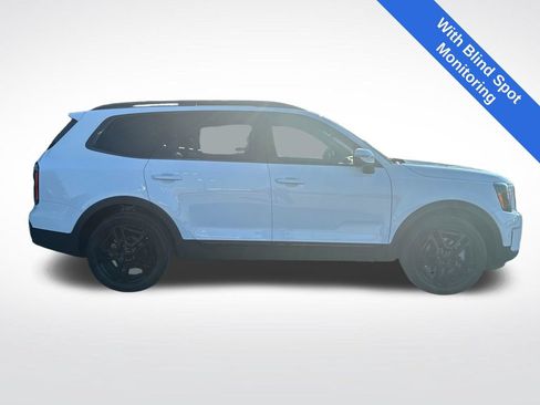 Used 2025 Kia Telluride SX X-Line AWD/4WD image 2