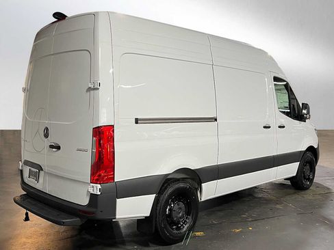 Used 2026 Mercedes-Benz Sprinter 2500 image 44