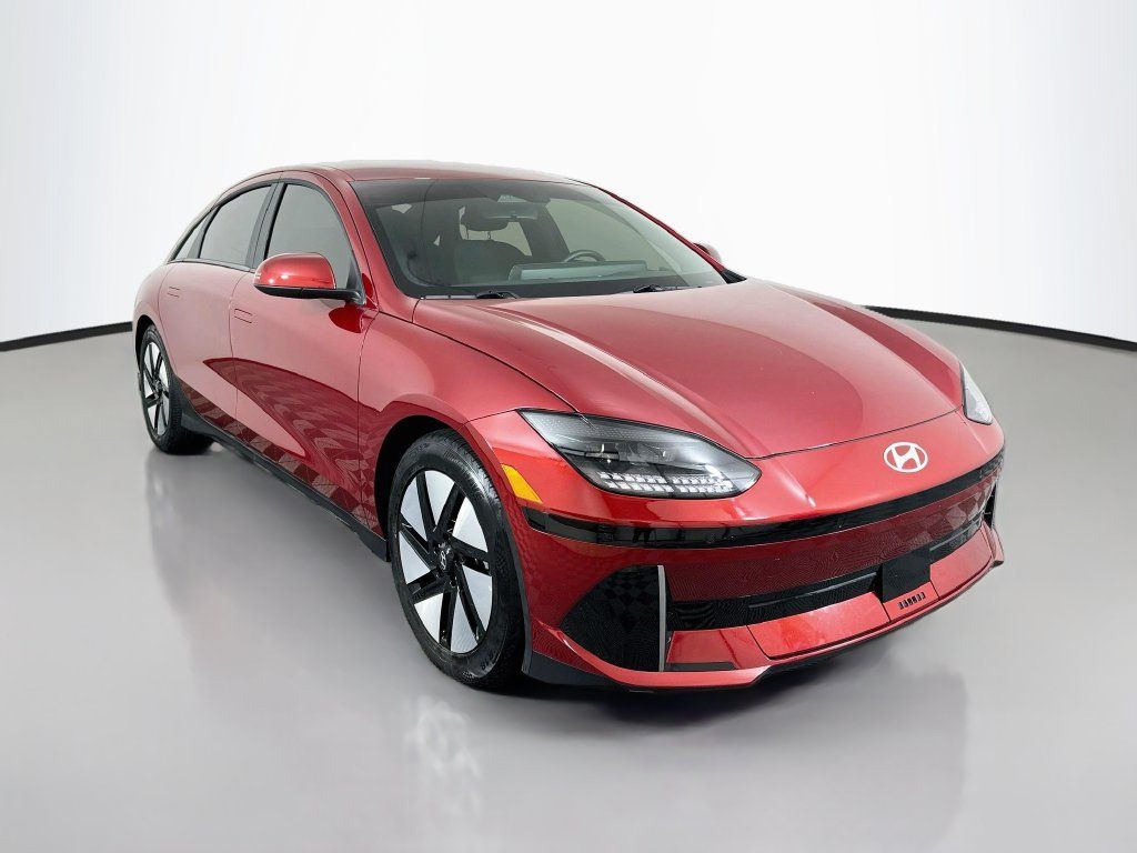 Used 2023 Hyundai Ioniq 6 SE RWD image 3