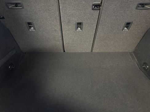 New 2025 Audi Q6 e-tron Premium Plus image 14