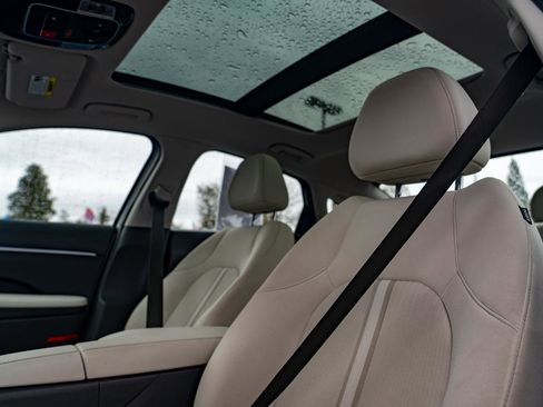 Used 2024 Hyundai Sonata SEL w/ Convenience Package image 17