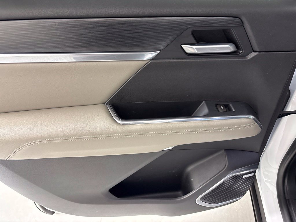 Certified 2026 GMC Acadia Elevation FWD image 30