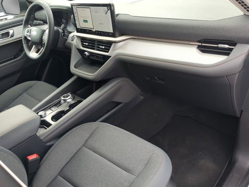 New 2026 Ford Explorer Active image 40