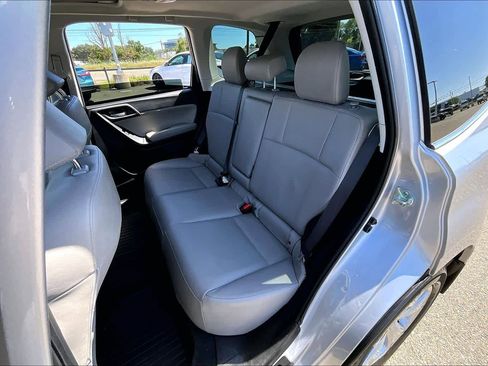 Used 2016 Subaru Forester 2.5i Limited w/ Protection Package #2 AWD/4WD image 20