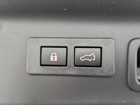 Used 2026 Subaru Forester Premium image 30