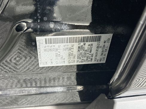Used 2023 Nissan Rogue SV FWD image 12