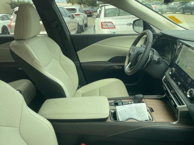 Used 2025 Lexus RX 350 Premium Plus w/ Convenience Package FWD image 8