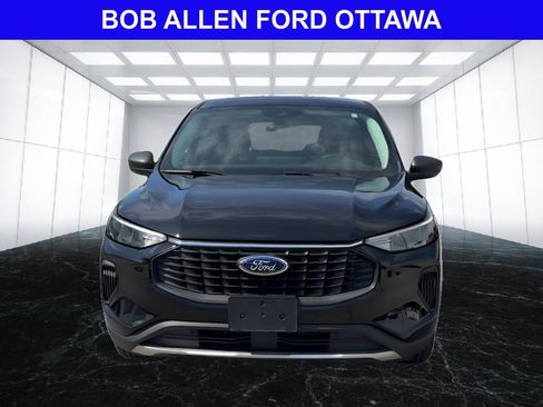 Used 2024 Ford Escape Active w/ Tech Pack #1 FWD image 2