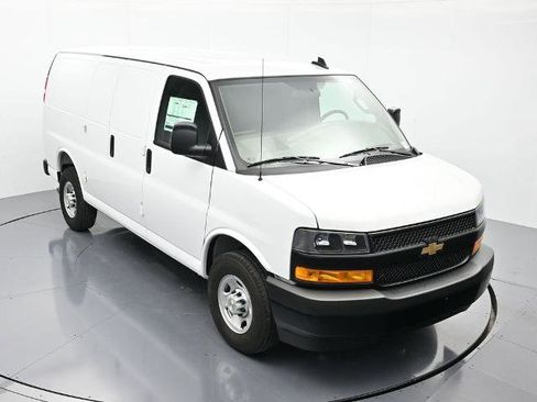 New 2025 Chevrolet Express 2500 3D Cargo Van 3D Cargo Van w/ Driver Convenience Package image 25