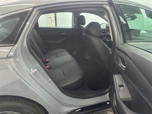 Used 2025 Honda Accord EX-L image 16