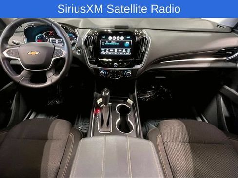 Used 2018 Chevrolet Traverse LT AWD/4WD image 10