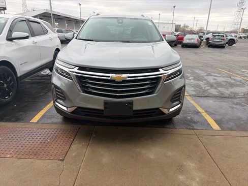 Used 2024 Chevrolet Equinox Premier image 5