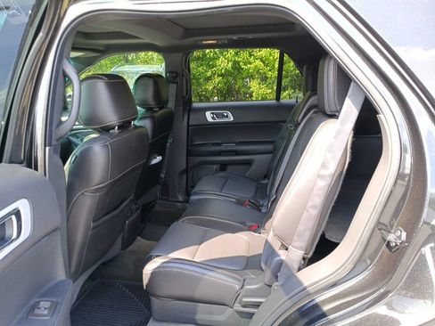 Used 2014 Ford Explorer Sport w/ Equipment Group 401A AWD/4WD image 5