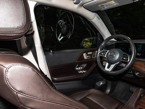 Used 2020 Mercedes-Benz GLS 450 4MATIC image 18