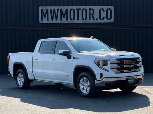 Used 2023 GMC Sierra 1500 SLE AWD/4WD image 1