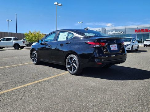 New 2025 Nissan Versa SR w/ Trunk Package image 3