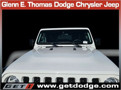 Used 2023 Jeep Wrangler Sport image 5