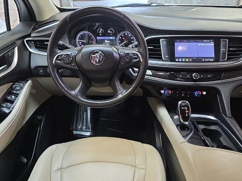 Used 2020 Buick Enclave Essence w/ Sport Touring Edition image 15