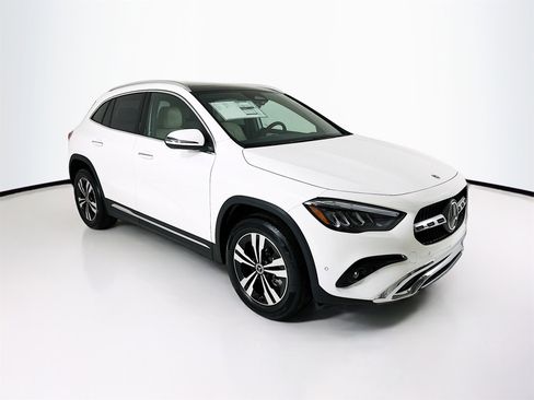 New 2026 Mercedes-Benz GLA 250 image 1