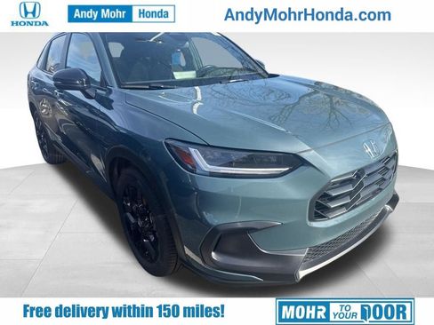 Used 2024 Honda HR-V Sport image 1