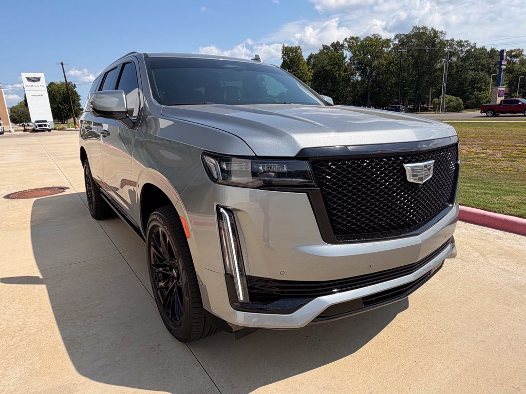 Used 2023 Cadillac Escalade Sport Platinum w/ LPO, ONYX Package AWD/4WD image 7