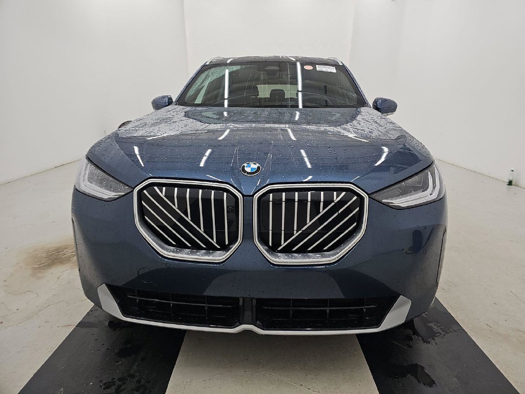 Used 2026 BMW X3 xDrive30i AWD/4WD image 3