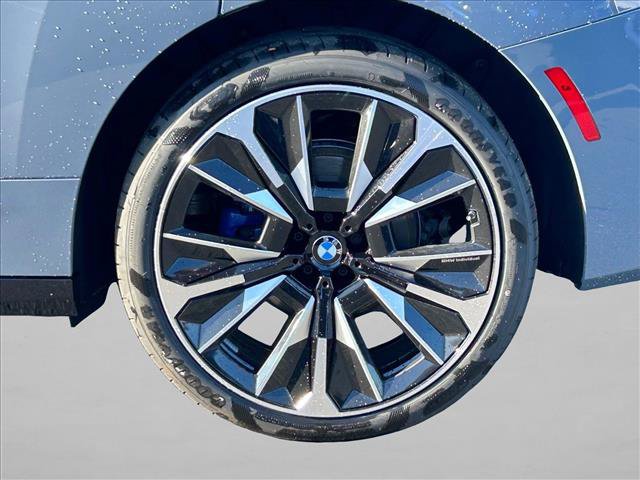 Used 2026 BMW iX xDrive60 w/ M Sport Package AWD/4WD image 10
