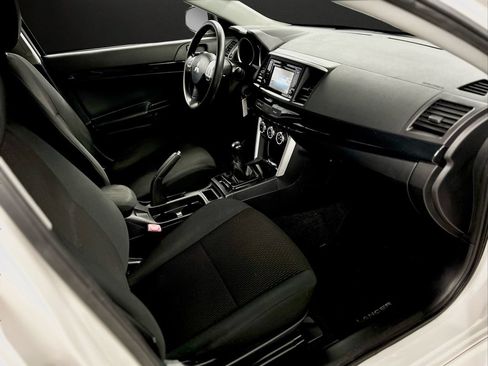 Used 2017 Mitsubishi Lancer ES FWD image 14