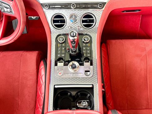 Used 2022 Bentley Continental GT Speed image 21