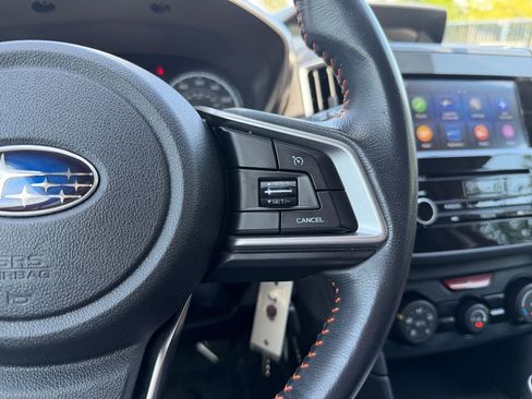 Used 2019 Subaru Crosstrek 2.0i Premium AWD/4WD image 17