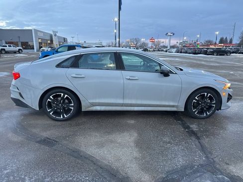 Used 2022 Kia K5 GT-Line image 9