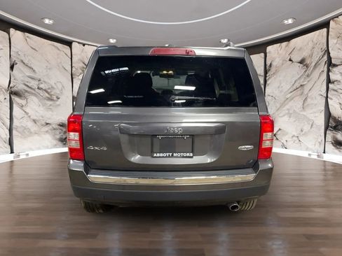 Used 2016 Jeep Patriot High Altitude image 3