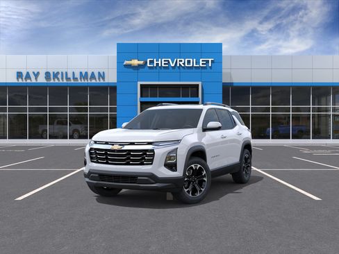 New 2026 Chevrolet Equinox LT w/ Convenience Package II FWD image 32