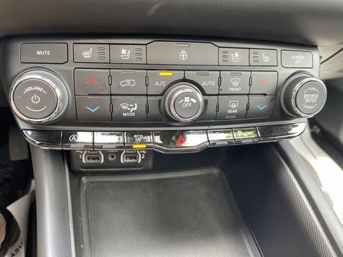 Used 2024 Dodge Durango GT AWD/4WD image 26