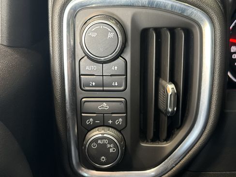Used 2019 Chevrolet Silverado 1500 LT w/ All-Star Edition AWD/4WD image 30