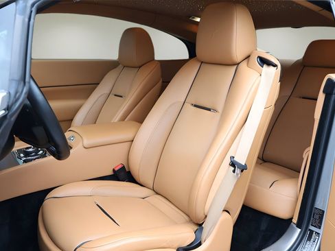 Certified 2019 Rolls-Royce Wraith RWD image 15