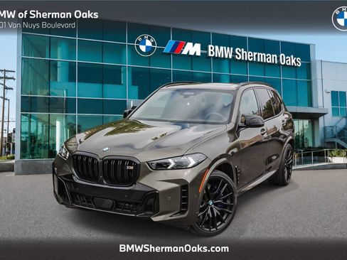 Used 2024 BMW X5 M60i AWD/4WD image 1
