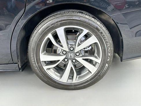 Used 2023 Honda Odyssey Touring image 35