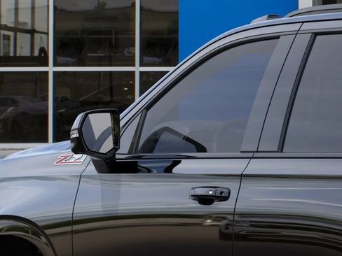New 2026 Chevrolet Tahoe Z71 w/ Z71 Off-Road Package AWD/4WD image 13