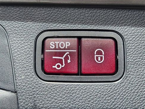 Certified 2021 Mercedes-Benz GLC 300 4MATIC image 18