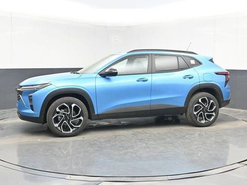 New 2026 Chevrolet Trax RS w/ Driver Confidence Package FWD image 11