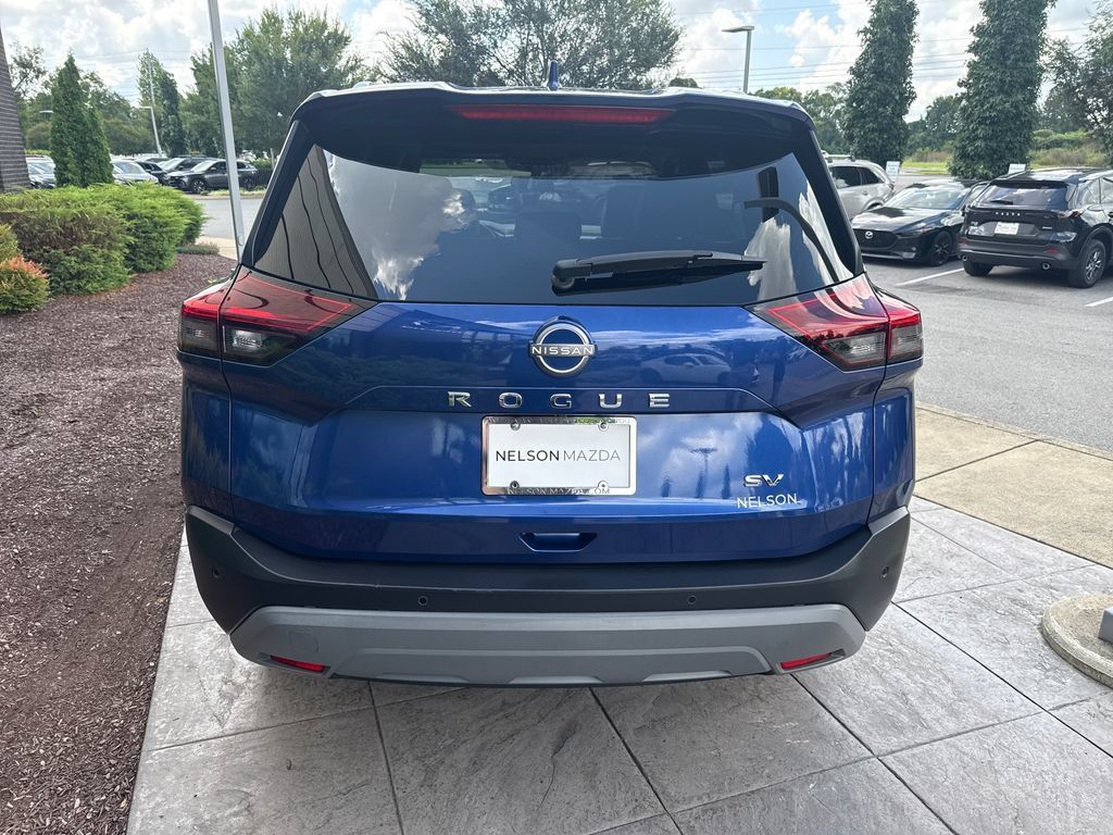 Used 2022 Nissan Rogue SV w/ SV Premium Package FWD image 6