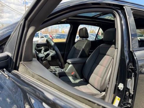 Used 2023 Chevrolet Equinox RS AWD/4WD image 25