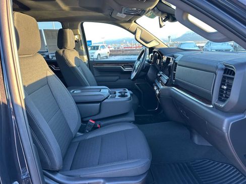 Certified 2025 GMC Sierra 1500 Elevation image 10