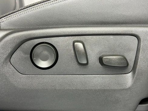 Used 2024 Chevrolet Silverado 2500 High Country w/ High Country Premium Package image 12