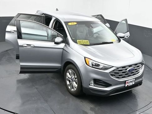 Used 2022 Ford Edge Titanium image 39