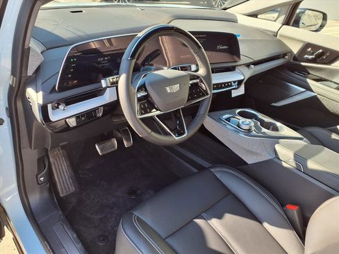 New 2026 Cadillac Optiq Sport 1 image 15