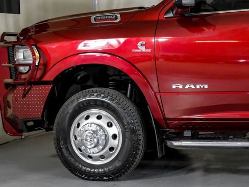 Used 2021 RAM 3500 Laramie image 12